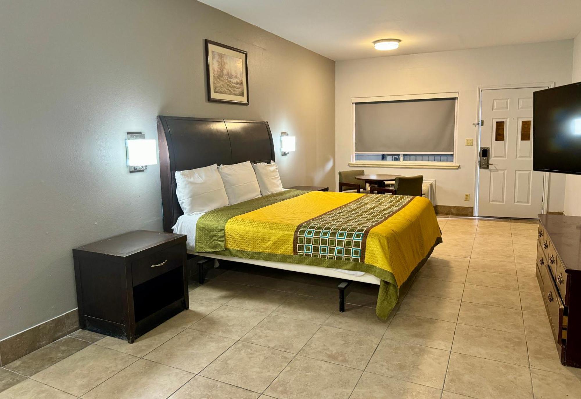 Texas Inn And Suites City Center At University Dr. Edinburg Exteriér fotografie