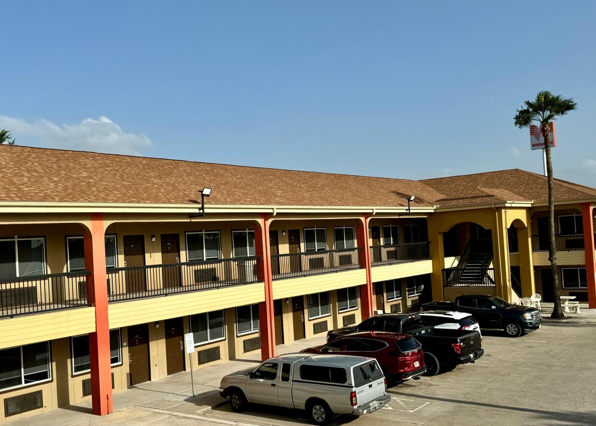 Texas Inn And Suites City Center At University Dr. Edinburg Exteriér fotografie