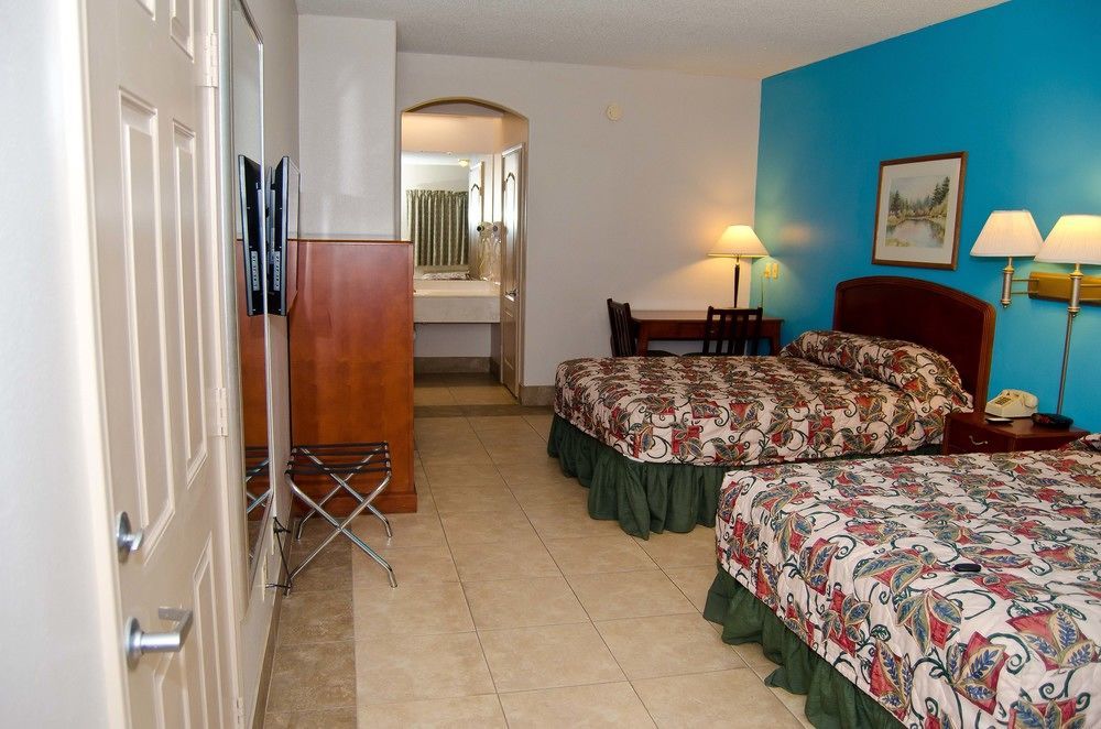 Texas Inn And Suites City Center At University Dr. Edinburg Exteriér fotografie